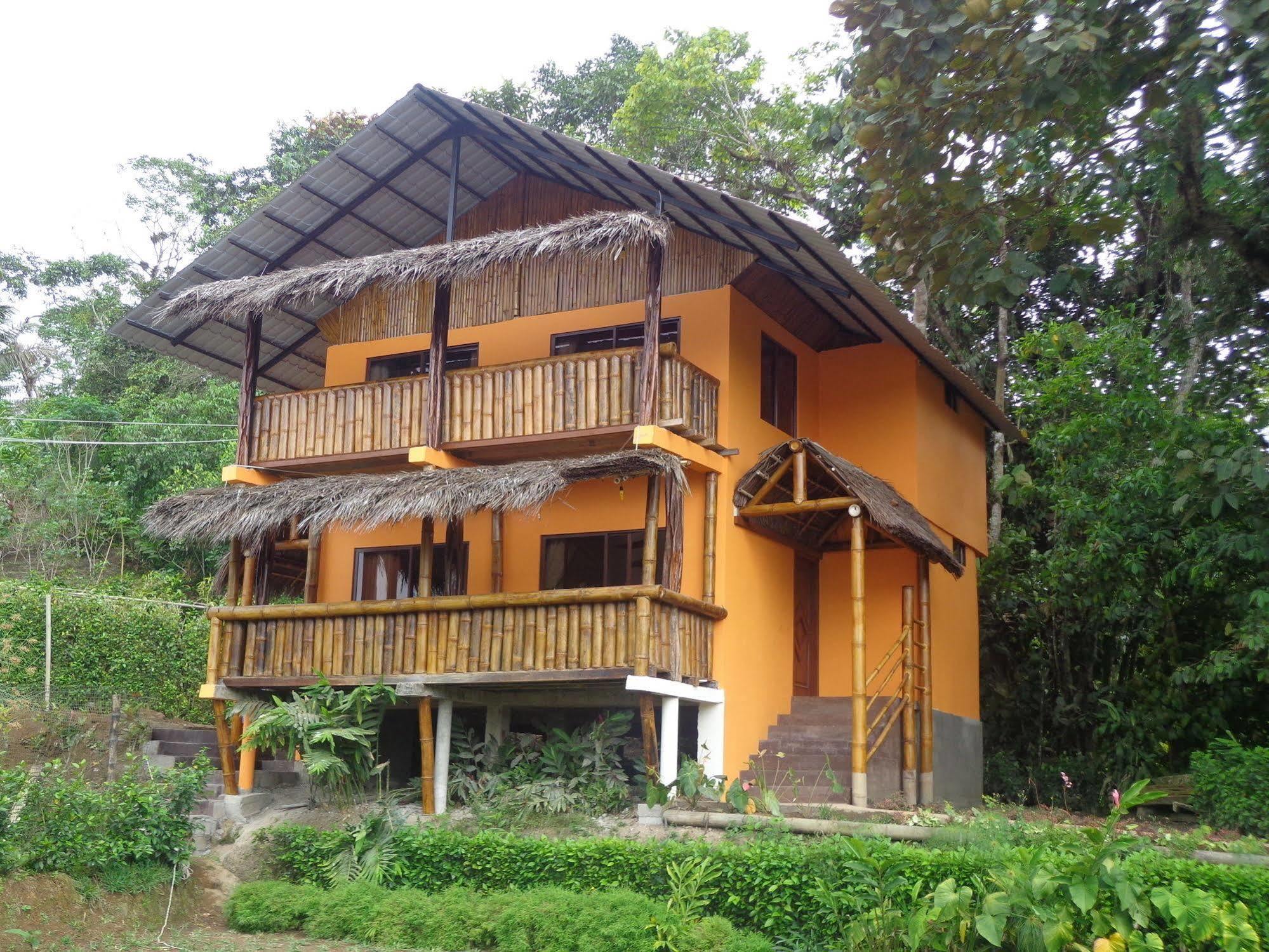 Hotel Hosteria D'Carlos Santo Domingo de los Colorados Exterior foto